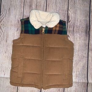 Toddler boys zip vest size 12-18 months